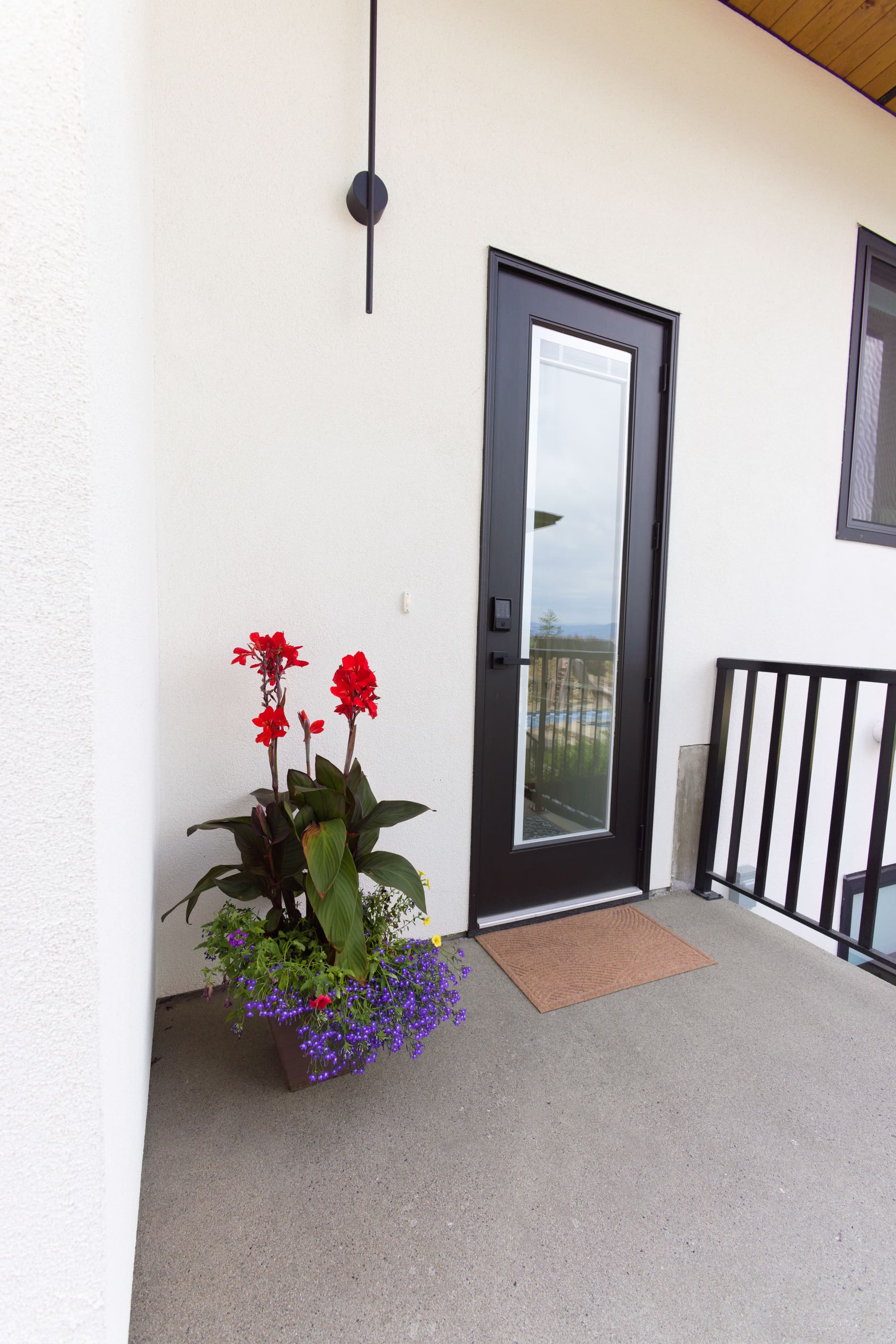 Deck / patio